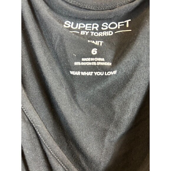 Torrid Women Black Size 6 Blouse Flutter Sleeve Off Shoulder Peasant Knit Top H3 - Picture 7 of 9